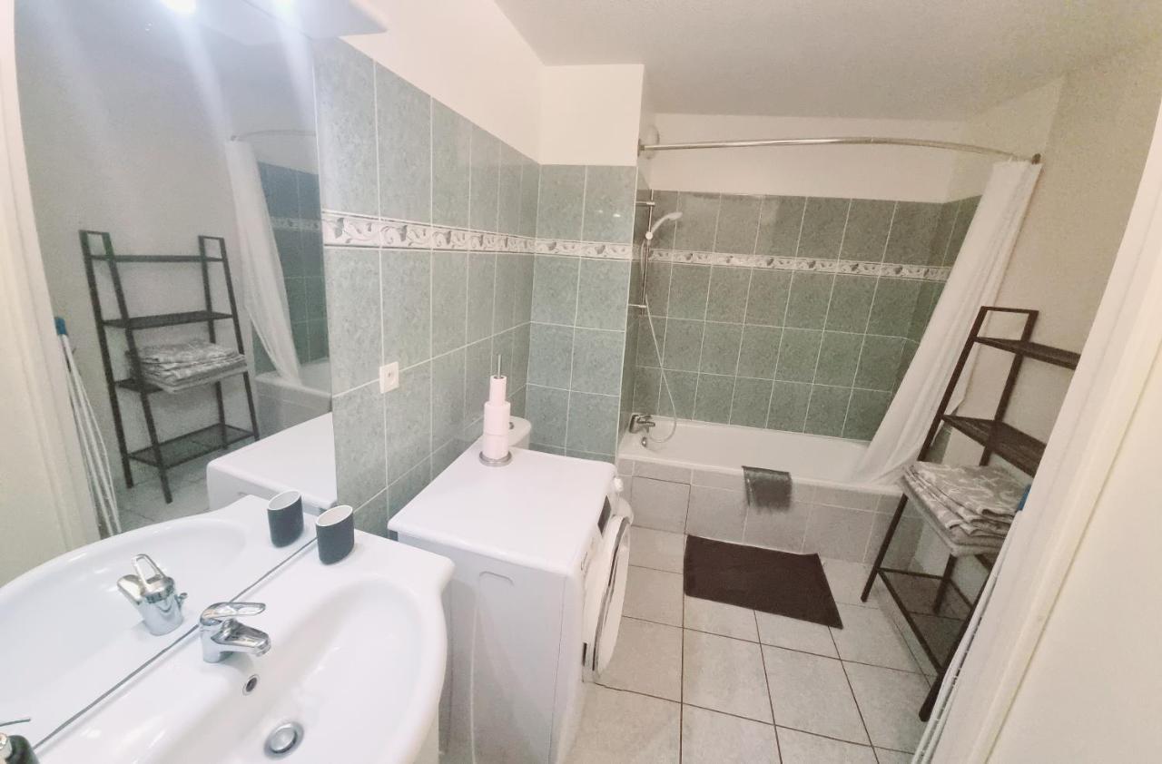 Beaune Appartement Avec Parking Et Wifi Gratuit Eksteriør billede